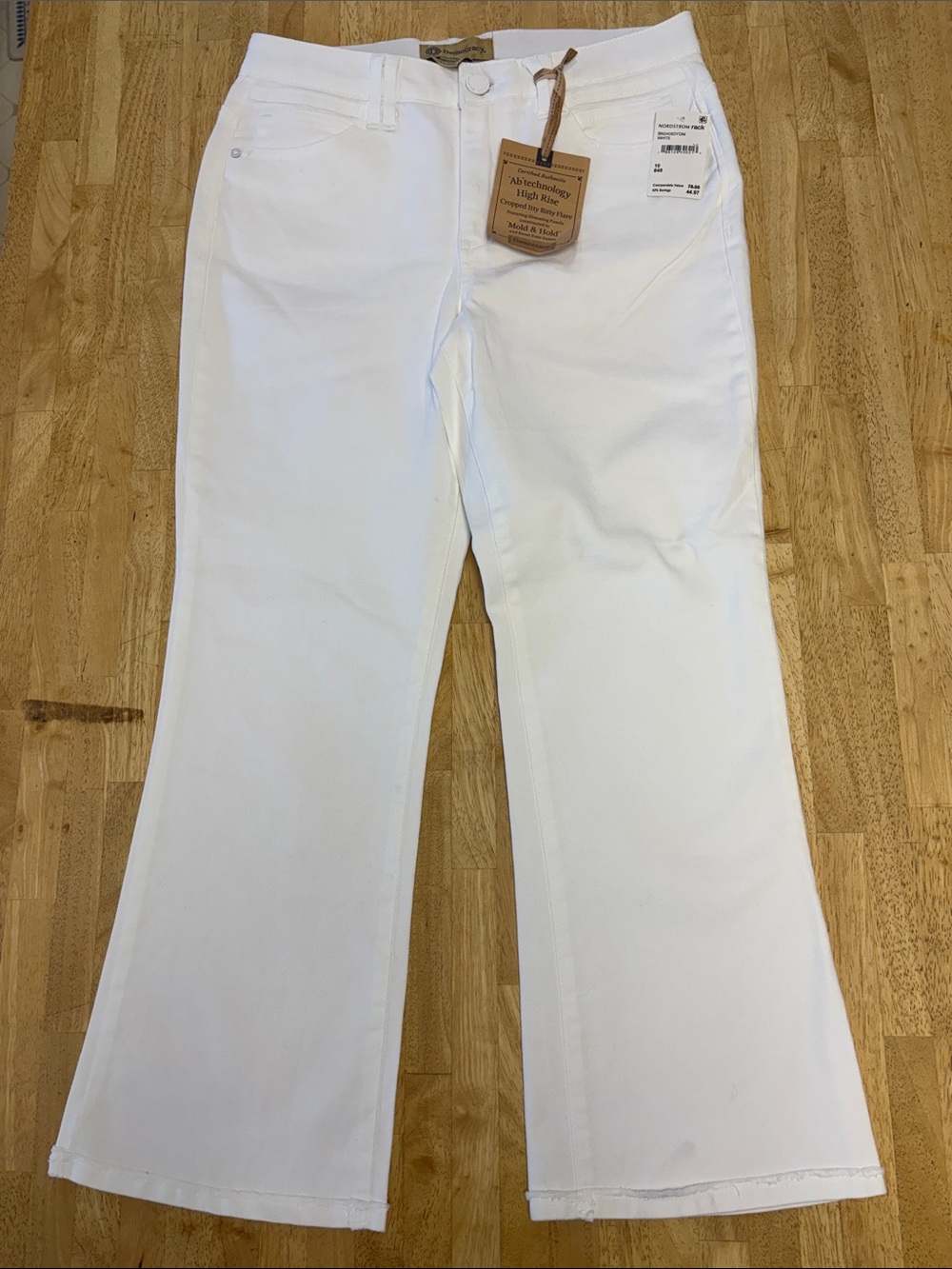 NWT Democracy Ab Technology High Rise Cropped Itty Bitty Flare Jeans White 10